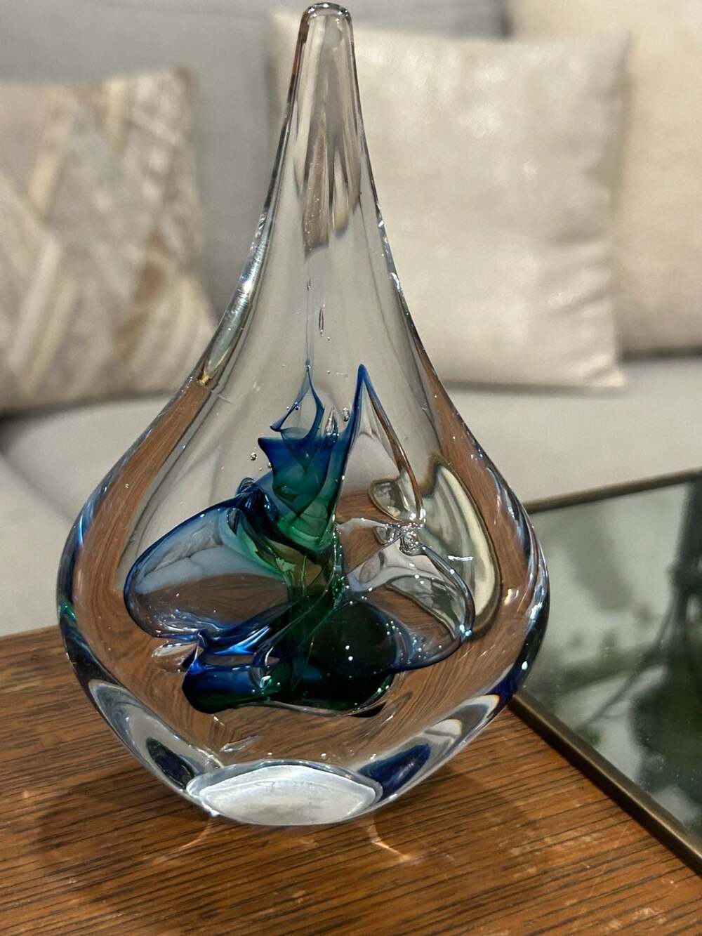 Marian Pyrcak MP Crystal Art Glass Tear Drop Paperweight